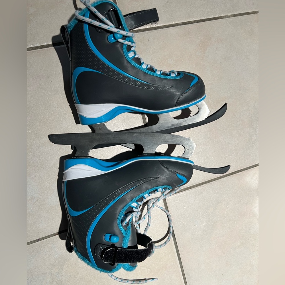COPY - Gently Used, Riedel, ice skates, size 13J, worn about 10 times